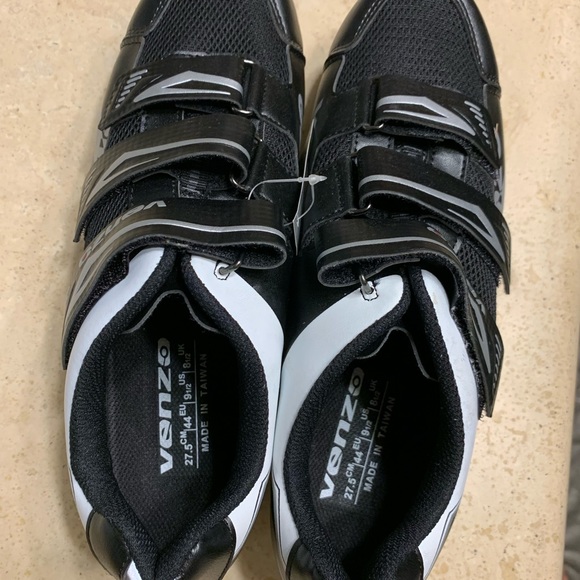 Sold- New men’s venzo mountain bike shoes 🚵♀️ - Picture 3 of 4